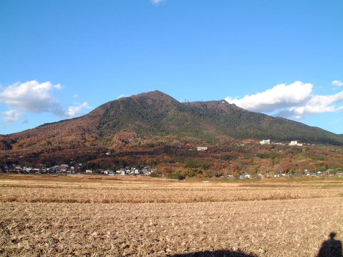 秋の筑波山